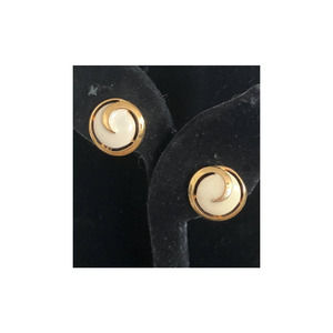 Vintage Napier Gold & Ivory Earrings Screw-on/Clip on